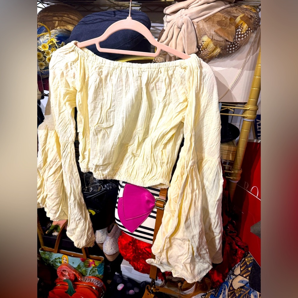 242 // NWT Jaded Gypsy 100% Cotton gauzy crop top // OS